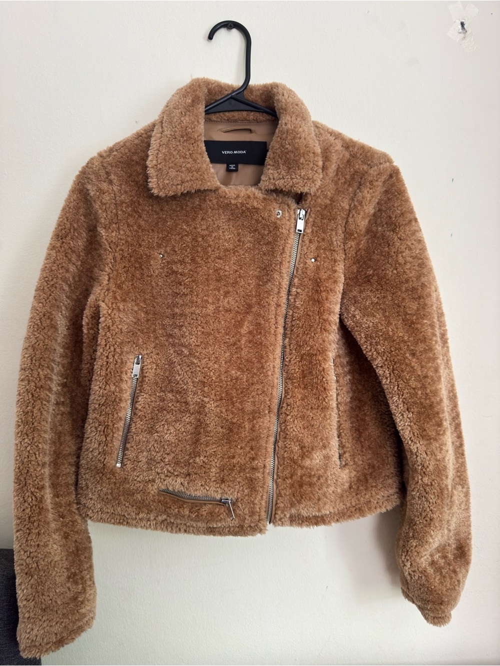 Vero Moda Plush Teddy Biker Jacket in Camel Brown